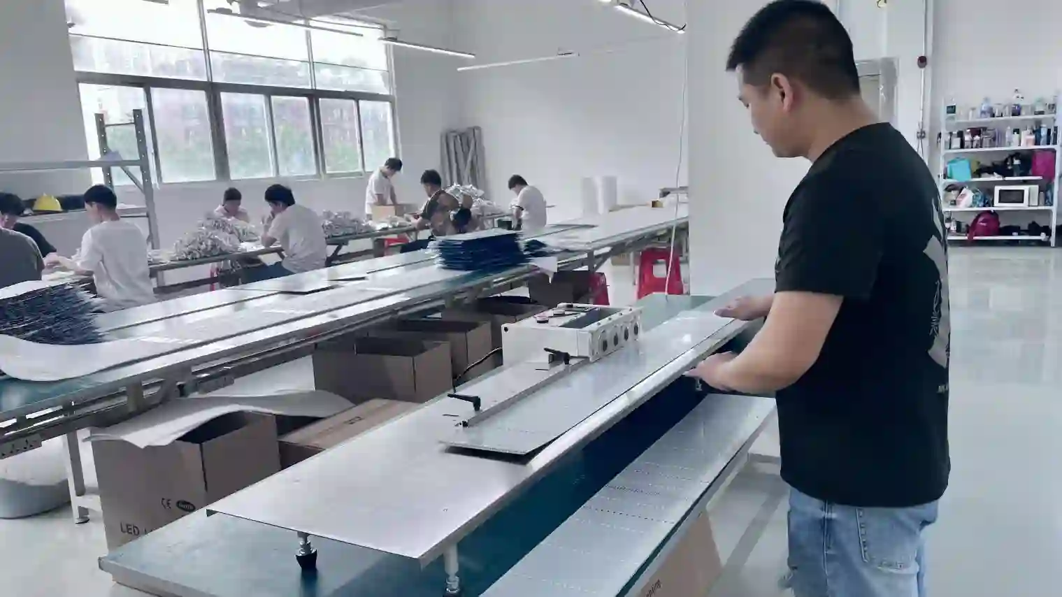 Precision cutting of PCB panels into LED strips