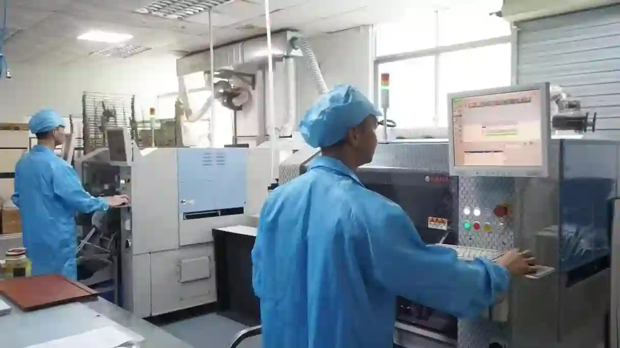 High-precision SMT machine placing LED components