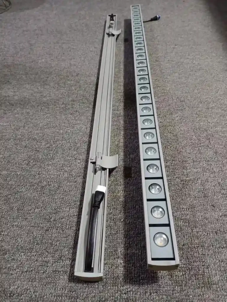 SMD LED strip with individual LED points for general strip lighting